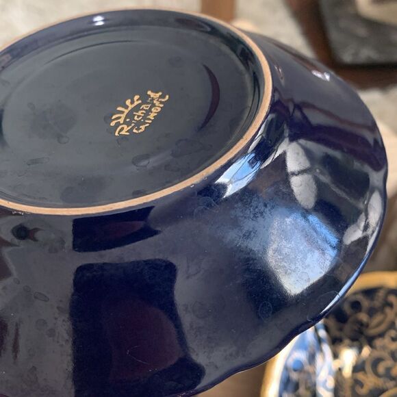 Set Of Three Small Dark Navy Blue & Gold Porcelain Saucers Signed Richard Ginori - Picture 5 of 16
